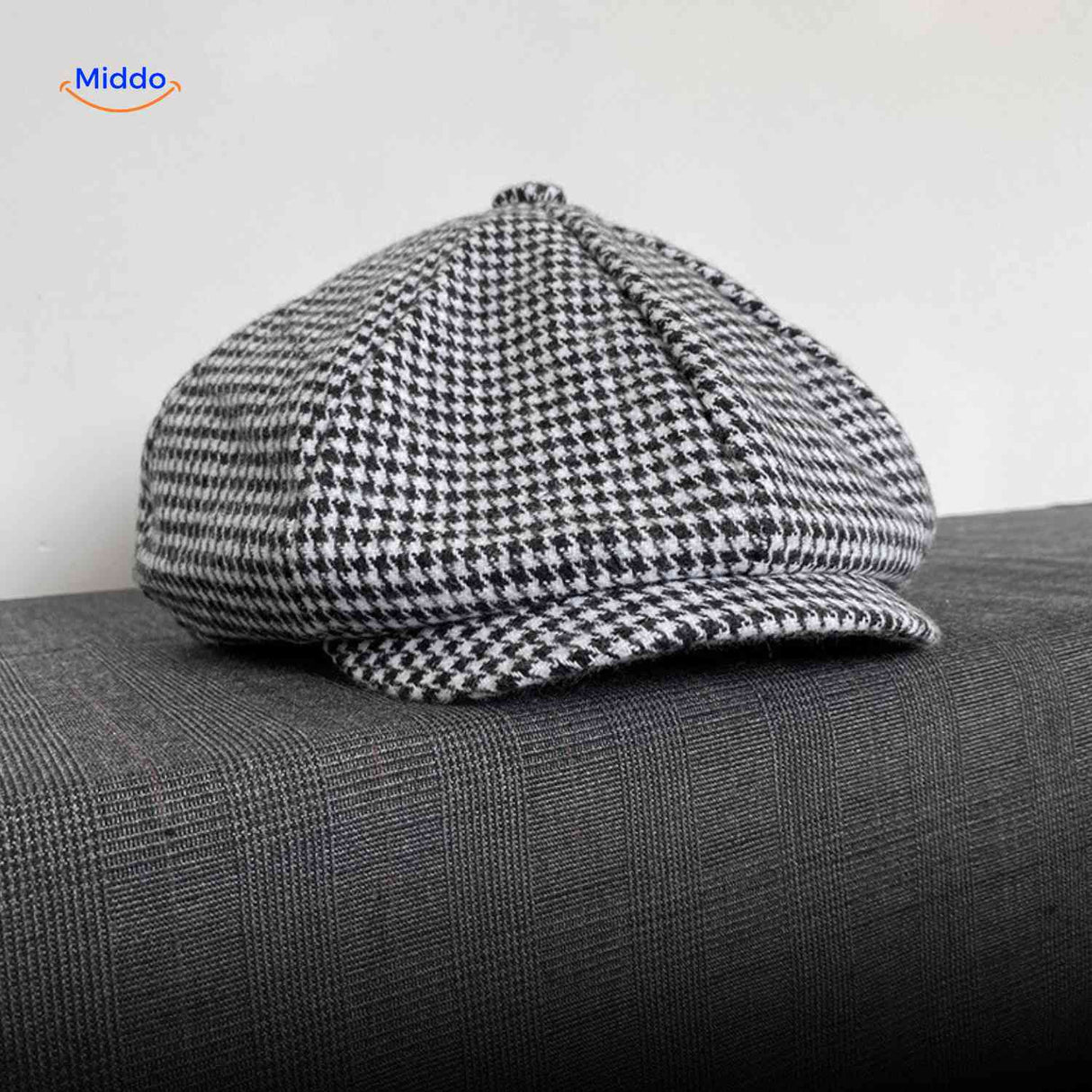 casquette plate grise motif pied-de-poule en laine, style rétro