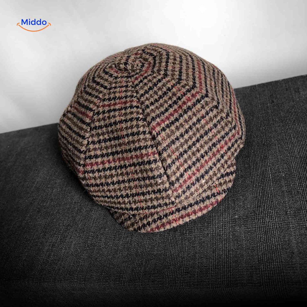 casquette plate motif carreaux marron et rouge en laine mélangée