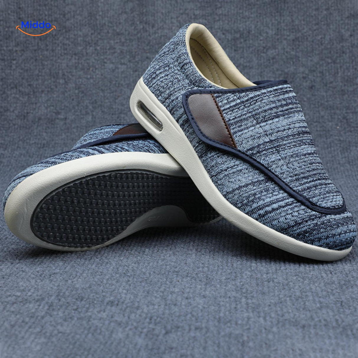 chaussures bleues avec semelle en caoutchouc antidérapante pour une stabilité au quotidien