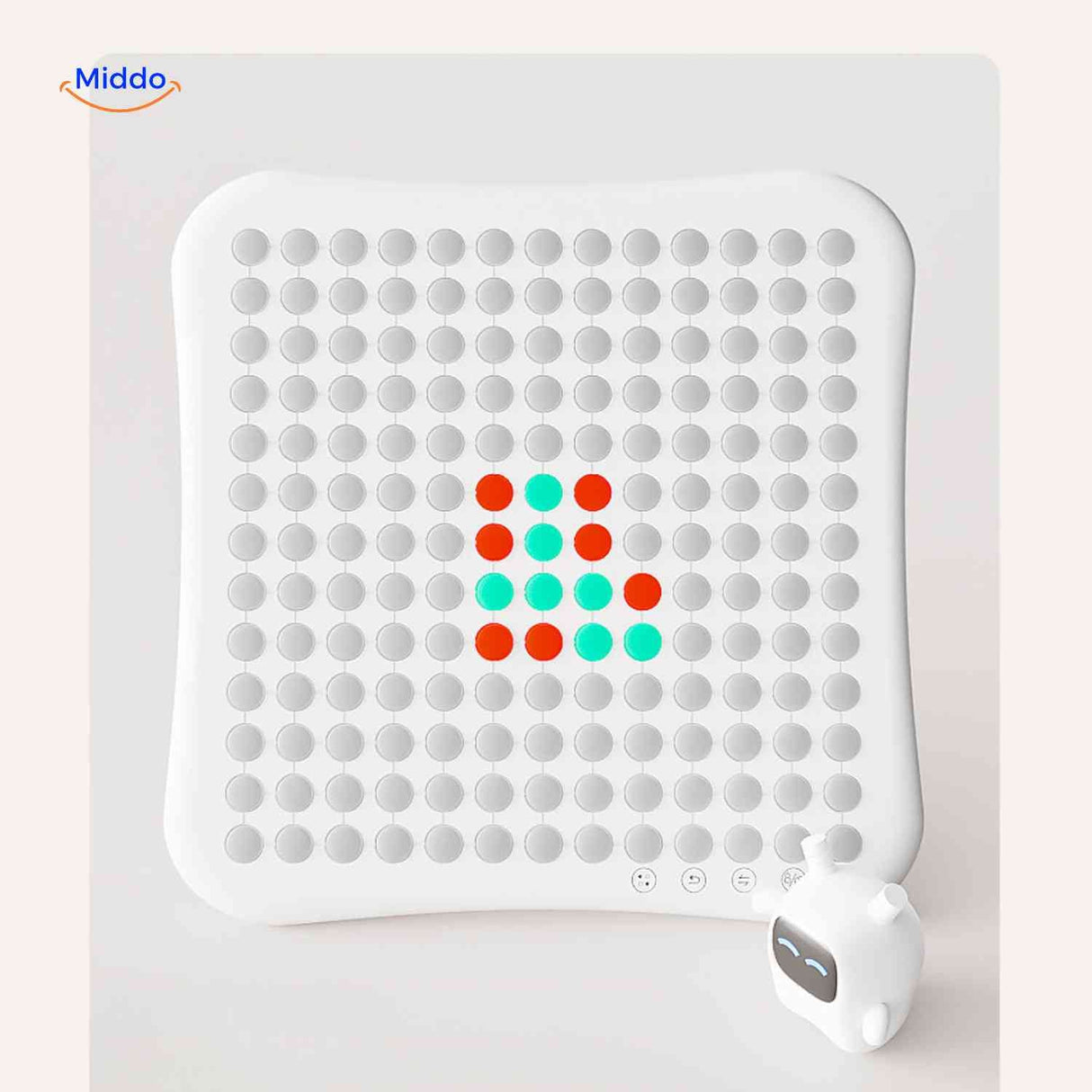 console gobango blanche affichant des pixels colorés avec une figurine robot sur l'écran led