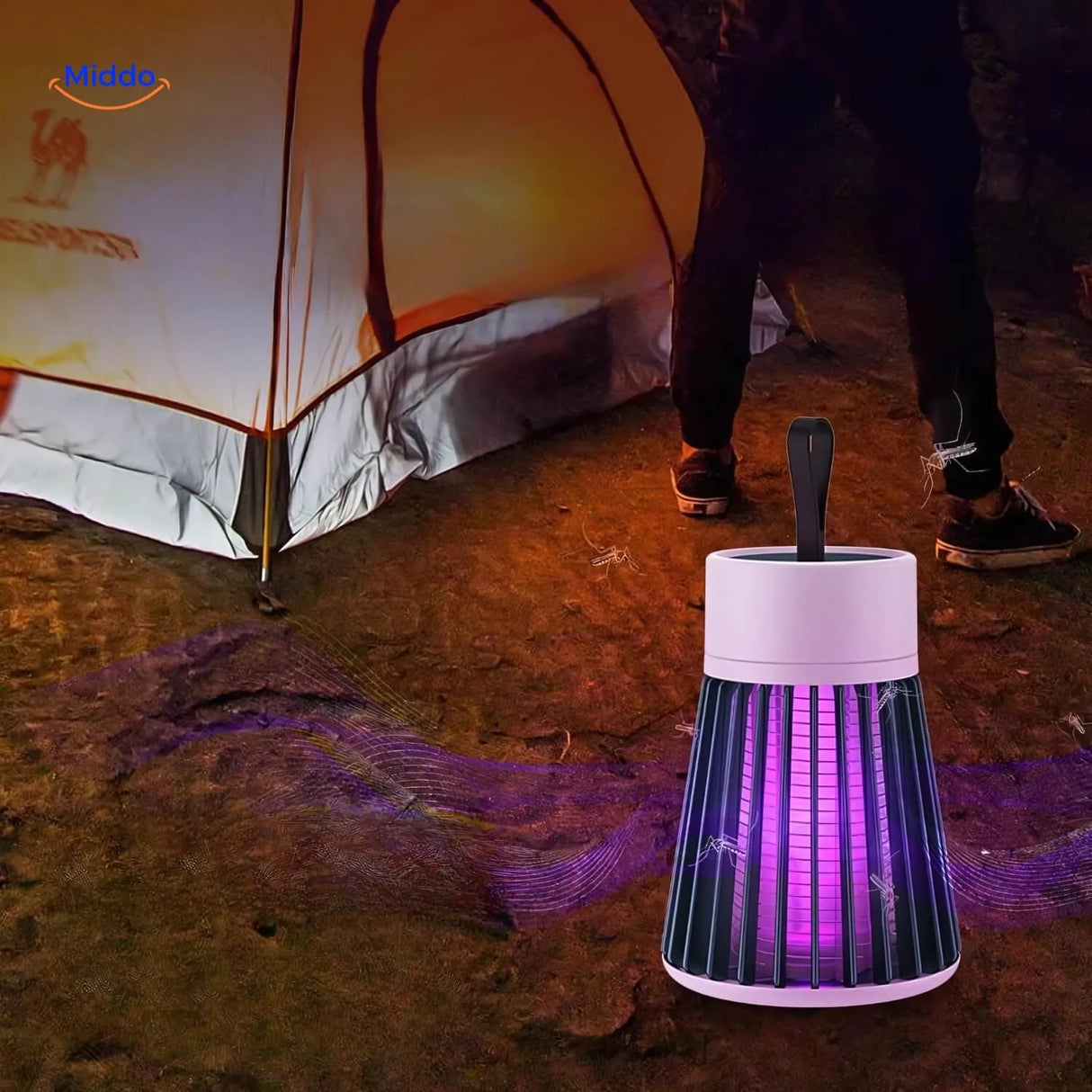 lampe anti-moustiques USB instazap portable utilisée dans un camp de plein air