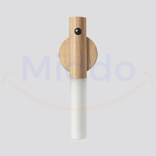 lampe led à capteur présentée sur un fond naturel pour un rendu lifestyle