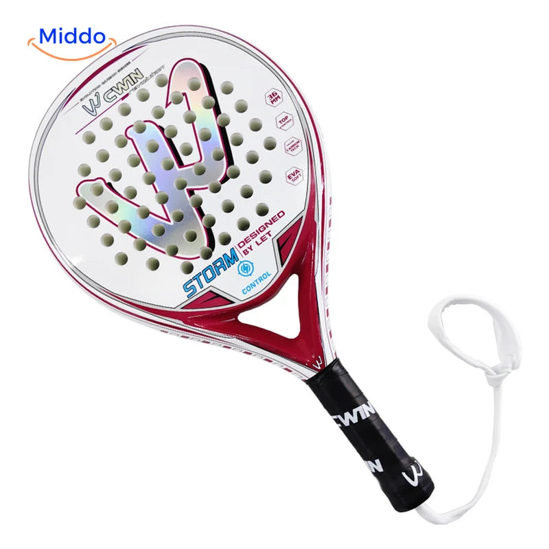 PadelPro raquette de padel: raquette rouge et blanche avec dragonne sur fond blanc.