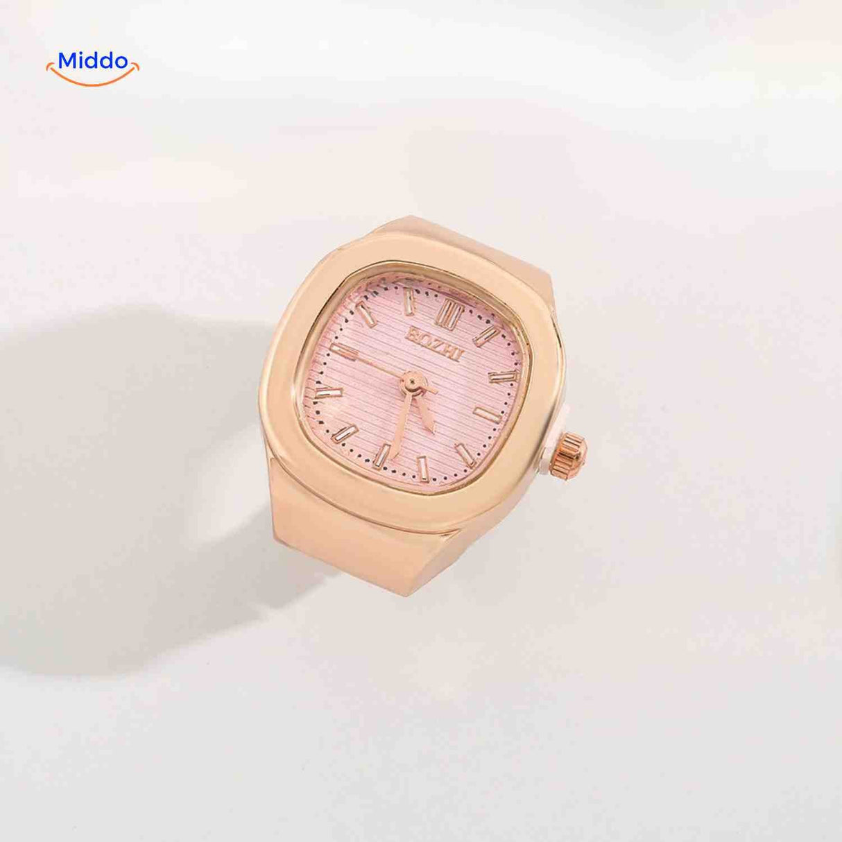 montre-bague or rose avec cadran rose, accessoire girly et raffiné