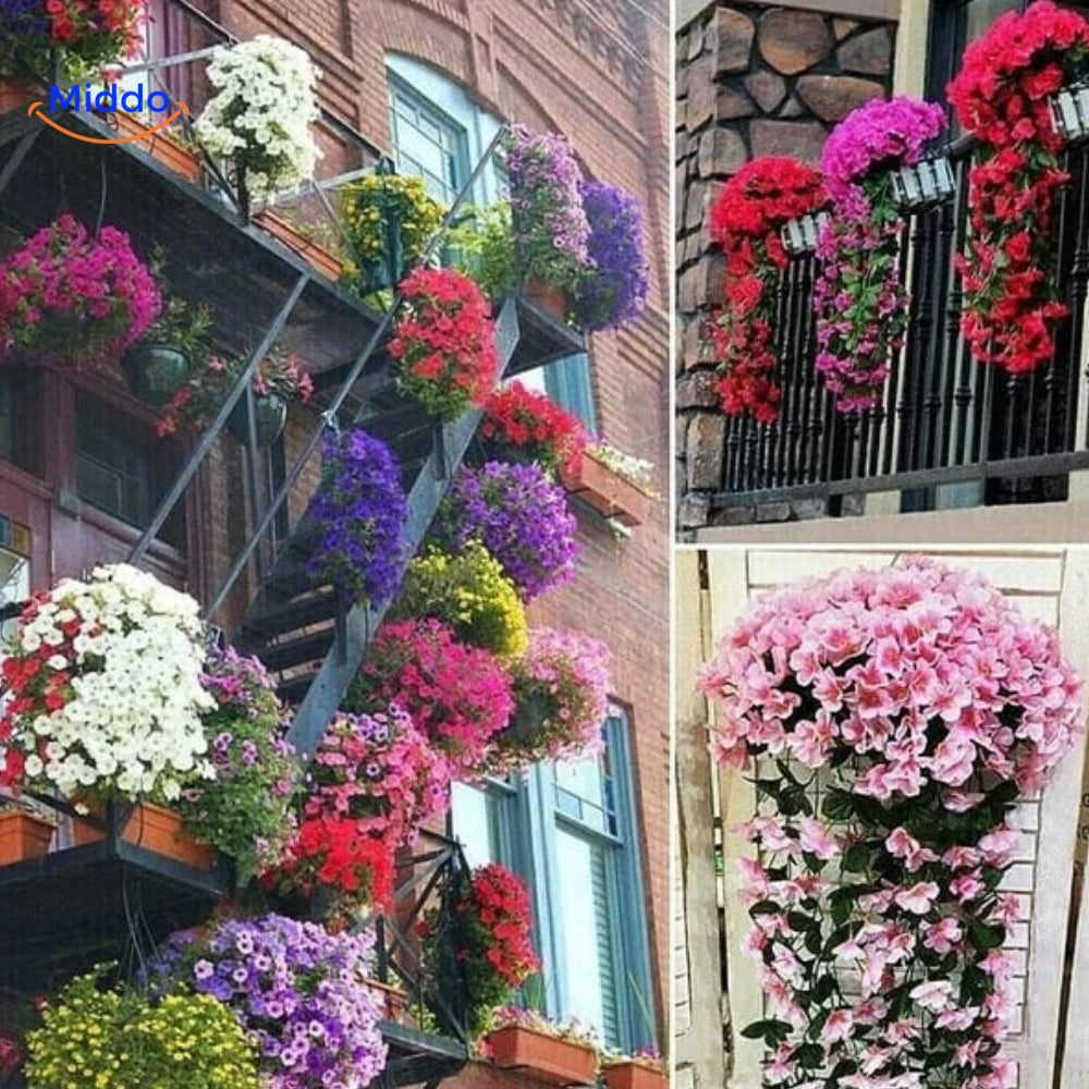 orchidées artificielles roses en cascade sur escalier et balcon, décoration extérieure colorée