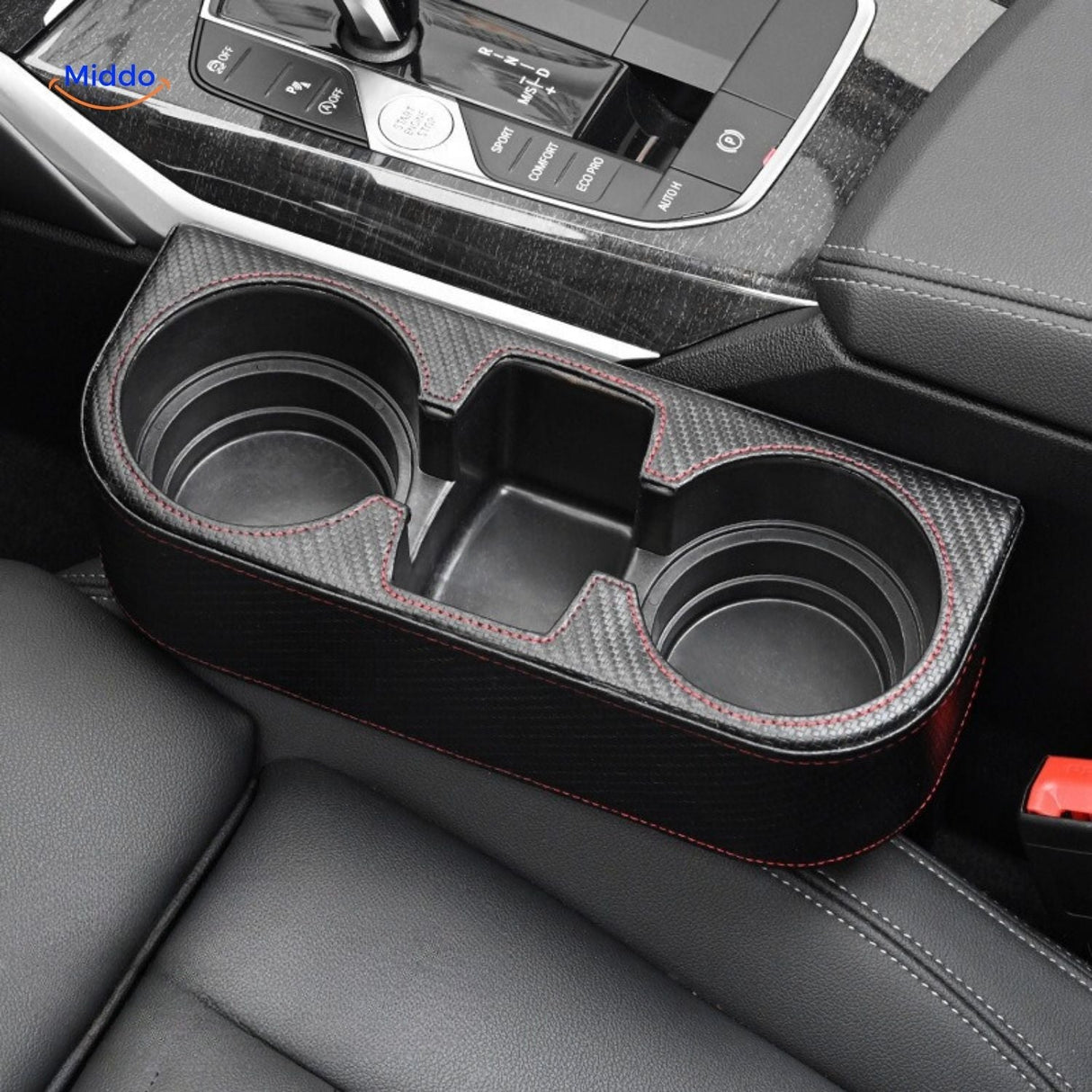 organisateur de siège auto noir au design minimaliste et épuré pour habitacle moderne