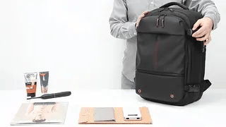 sac sous vide VacuPro avec compartiments organisables et accessoires inclus