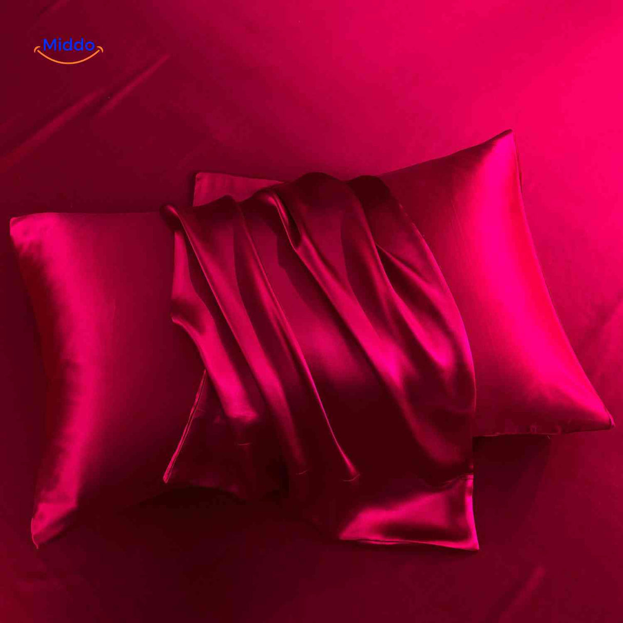taie d'oreiller en satin rouge, toucher soyeux et protection des cheveux