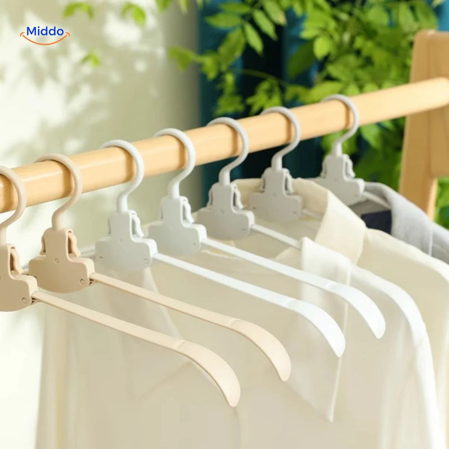 FlexiHanger Pro facile à installer et élégant pour tous les types de vêtements middo
