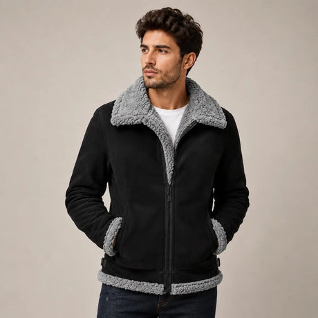 Homme portant la veste Furvexo grise doublée avec manches retroussées