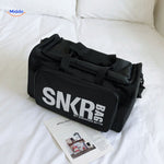 SNKRPro Tas met tekst in gedetailleerde weergave www.middo.nl