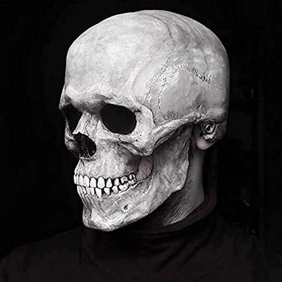 Zijaanzicht van grijs schedelmasker met details