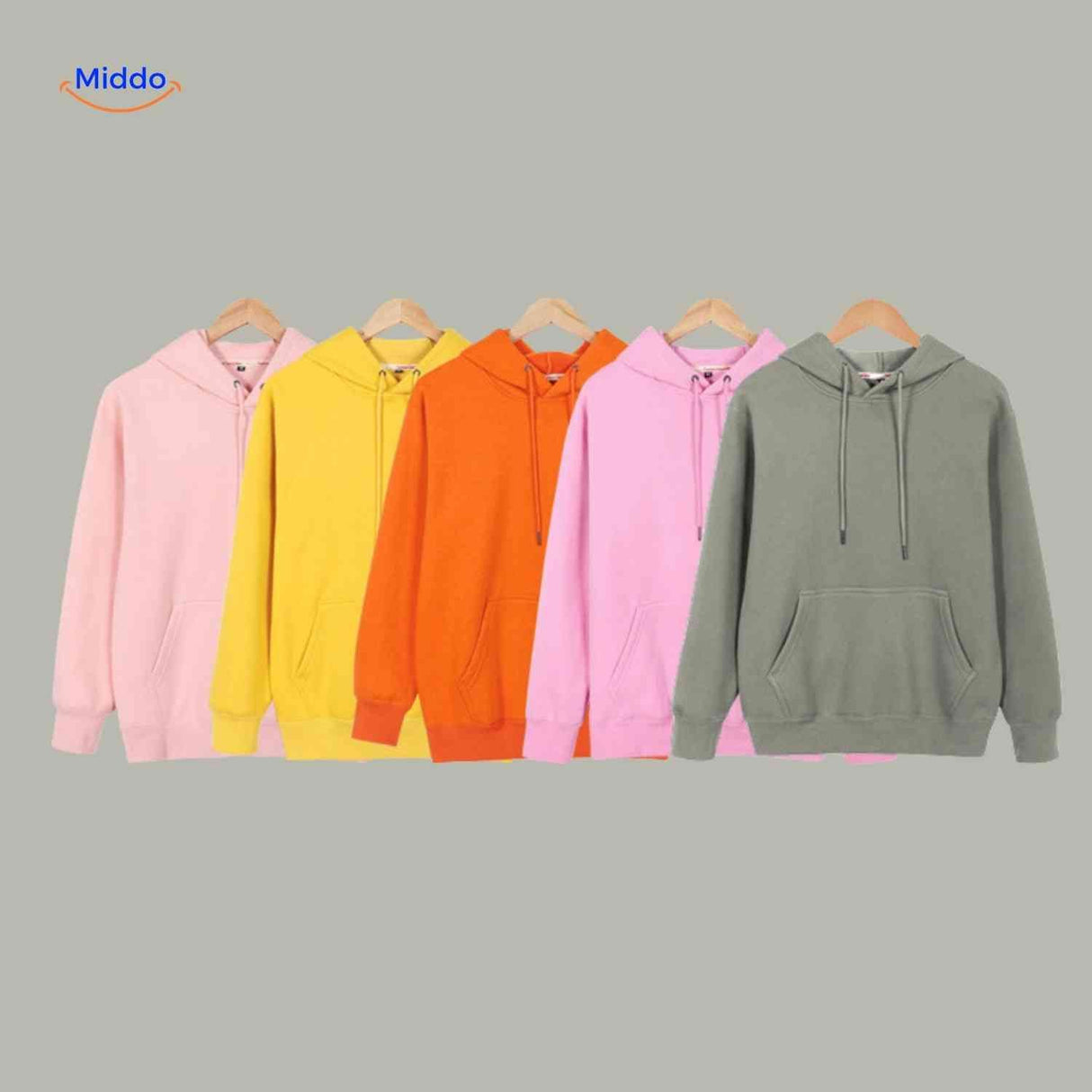 aperçu des différents coloris du hoodie polaire présentés sur cintre