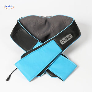 gros plan sur la bande de massage bleue et noire de l'appareil de massage rechargeable