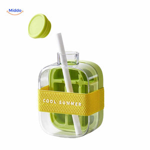 bouteille à glaçons verte avec paille et bandoulière, édition cool summer