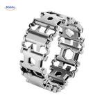 bracelet multi-outils version chromée posé seul, finition acier brillante pour un look classique