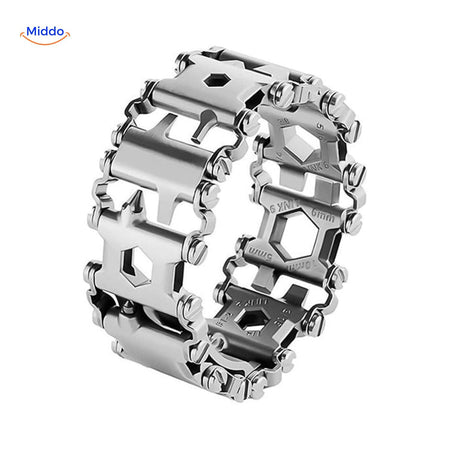 bracelet multi-outils version chromée posé seul, finition acier brillante pour un look classique