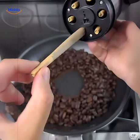 broyeur vibrogrind qui remplit des cigarettes avec la mouture obtenue à partir de grains