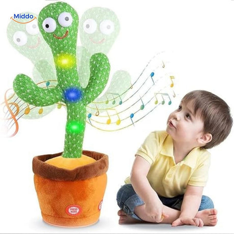 enfant souriant et joyeux qui joue avec son cactus dansant interactif
