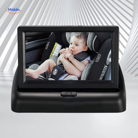 surveillance bébé dans siège auto avec vue en temps réel sur la banquette arrière depuis le moniteur