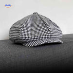 casquette plate grise motif pied-de-poule en laine, style rétro