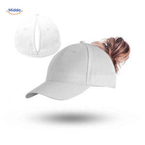 casquette ponytail blanche basique et sportive avec ouverture pour cheveux, style épuré