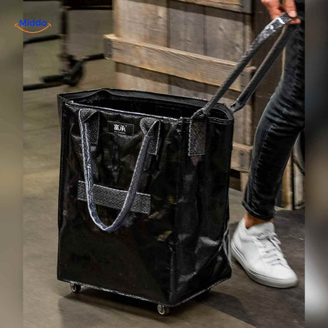 chariot de courses noir avec longue bandouliere, ideal pour les courses ou le transport du linge