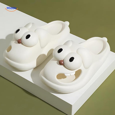 chaussons chien cartoon coloris blanc, design cartoon amusant et coupe souple