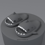 chaussons requin d'été coloris menthe et noir sur fond menthe assorti