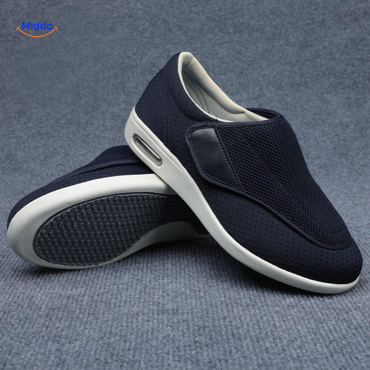 chaussures de confort bleu marine avec fermeture velcro pratique et maintien optimal