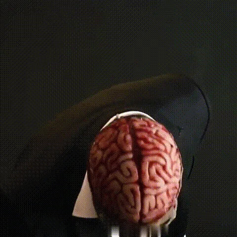 costume halloween squelette avec tête ouverte laissant apparaître le cerveau