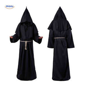 costume de moine d'église sombre pour halloween, robe longue à capuche dans un décor nocturne