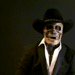 costume de squelette halloween réaliste avec chapeau et tête tournante, effet animé