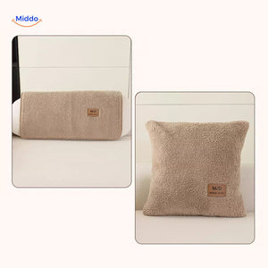 coussin et coussin cylindrique effet peau de mouton coloris beige, moelleux et élégant