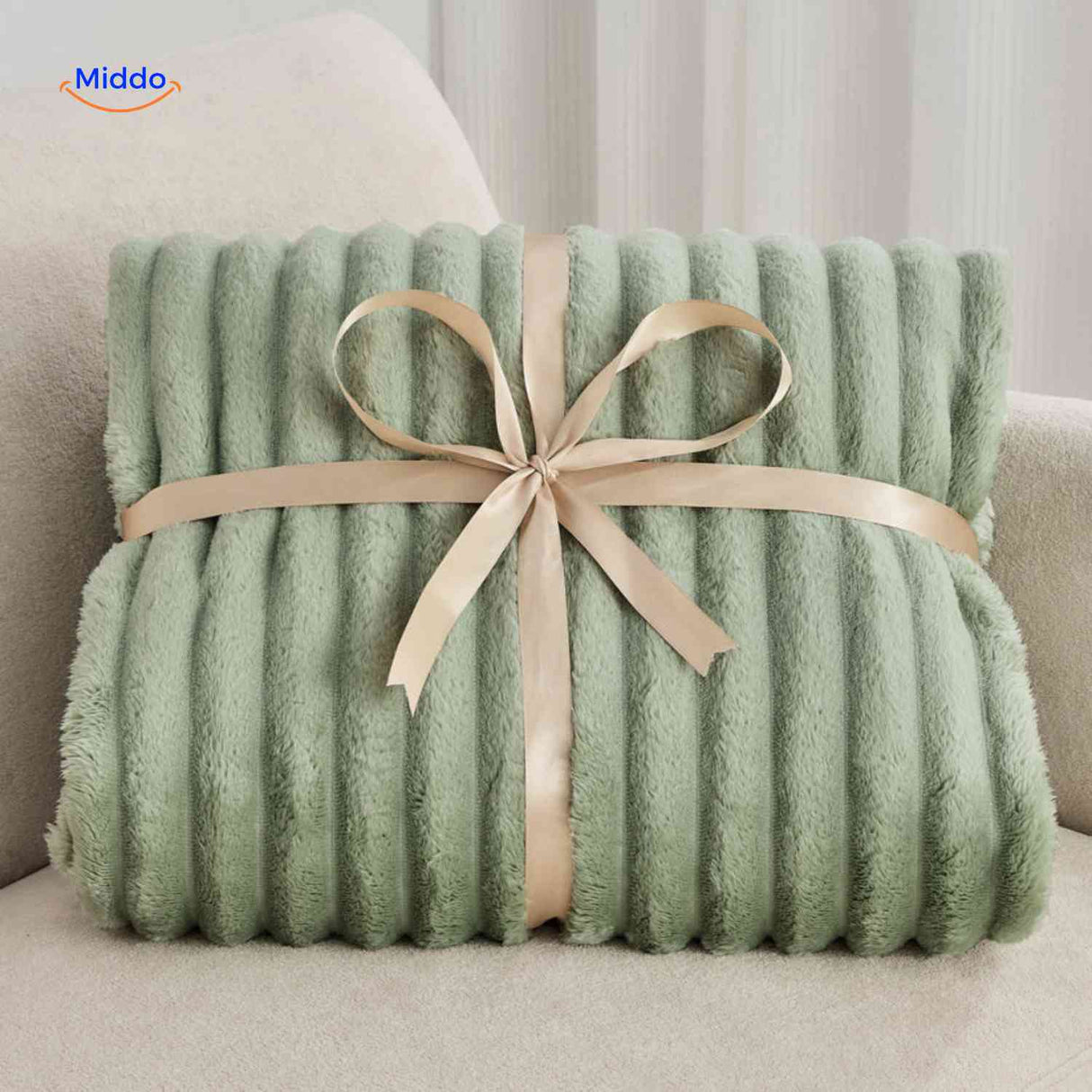 couverture en peluche douce et confortable, idéale pour se détendre à la maison