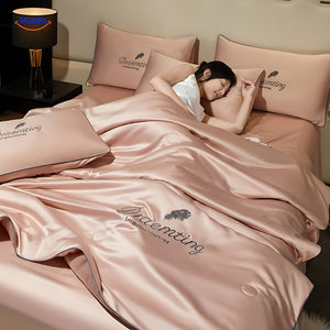 couverture rafraîchissante en coloris rose, douce et légère pour un sommeil confortable en été