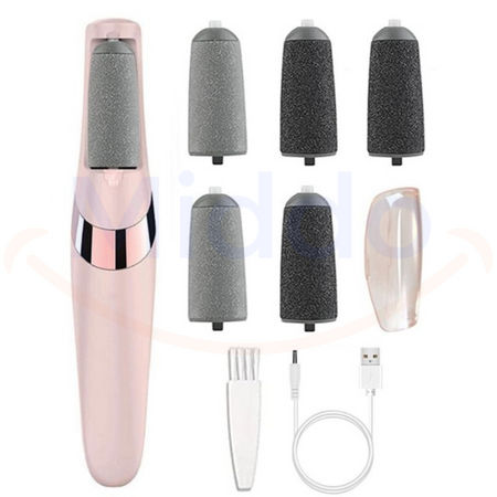 set complet éliminateur de callosités avec têtes de ponçage supplémentaires sur fond blanc