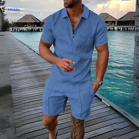 ensemble estival 2 pièces chemise légère et short bleu paon en situation vacances