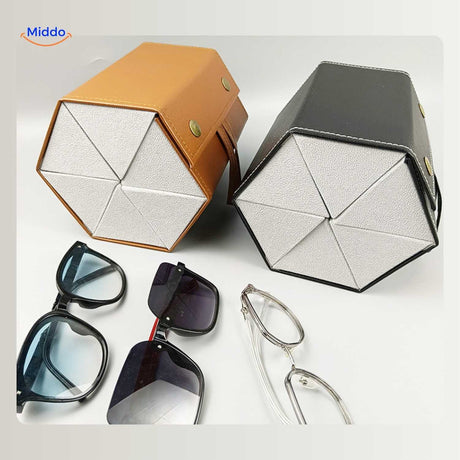 étuis à lunettes noir et caramel 6 compartiments présentés ouverts avec lunettes rangées