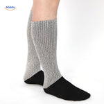 Les chaussettes flexguard five toe protègent contre les coups de couteau middo