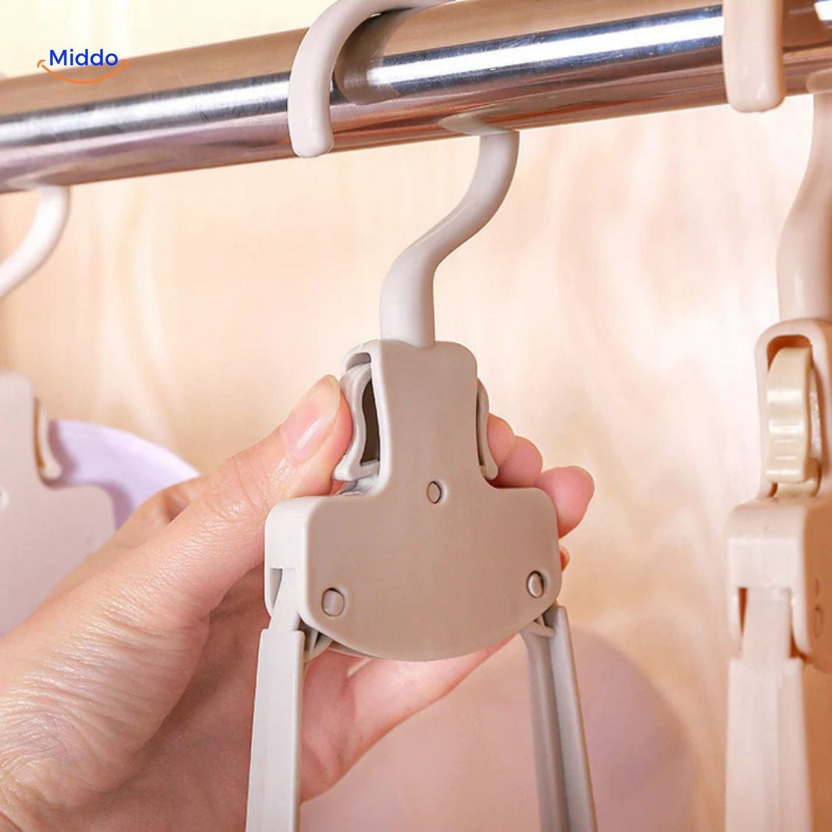 flexihanger pro avec crochets à forte adhérence, facile à installer sur n'importe quelle surface