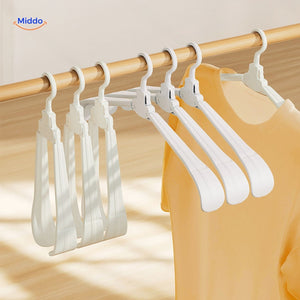 flexihanger pro ultra-léger, accessoire indispensable pour organiser ses vêtements en déplacement