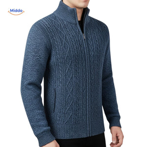 gilet tricoté homme gros plan vue de côté, coloris bleu