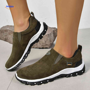 Chaussures homme Stridex à enfiler en suède, vert olive, vue latérale, vue 6