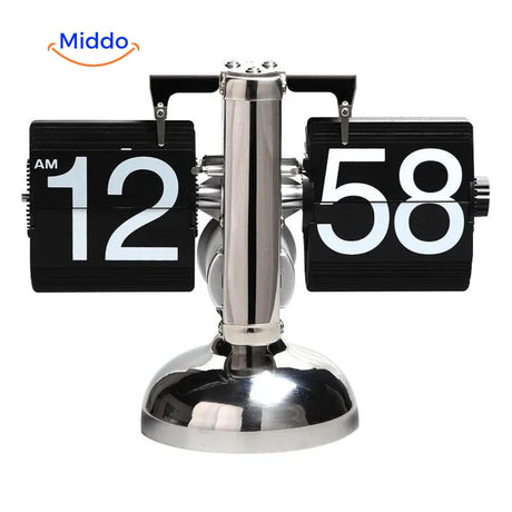 horloge flip vintage quartz présentée seule, coloris noir, fond épuré