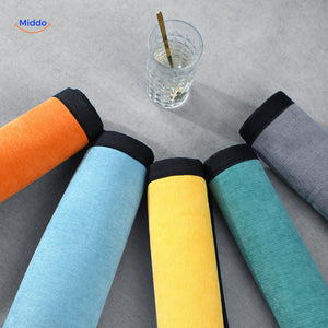 housse de canapé turquoise et jaune aux lignes modernes, tissu chenille doux