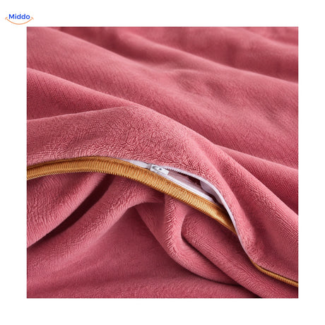 Housse de couette en peluche : tissu et fermeture zippée