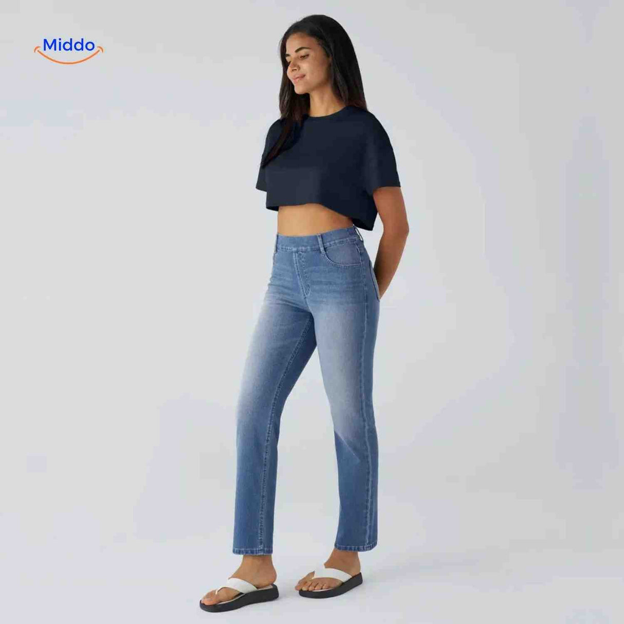 jean slim femme bleu clair taille haute, coupe ajustée et tissu stretch pour plus de liberté