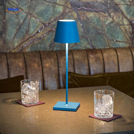 lampe de table led bleue sans fil au style moderne, dimmable et étanche ip54