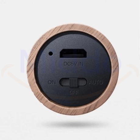 vue du dessous de la lampe led à capteur avec le bouton d'allumage et d'extinction